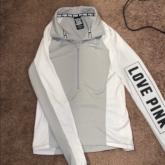 Work out clothing. - Picture 1 of 1